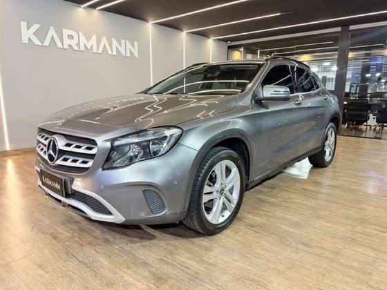 MERCEDES-BENZ GLA 200 1.6 CGI FLEX STYLE 7G-DCT MERCEDES-BENZ GLA 200 1.6 CGI FLEX STYLE 7G-DCT